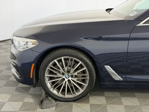 Used 2018 BMW 530i xDrive image 11