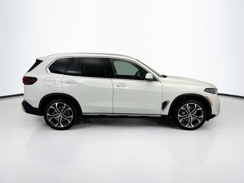 Certified 2026 BMW X5 sDrive40i w/ Climate Comfort Package RWD image 4