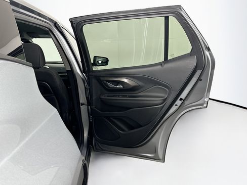 Used 2024 GMC Terrain SLE FWD image 28