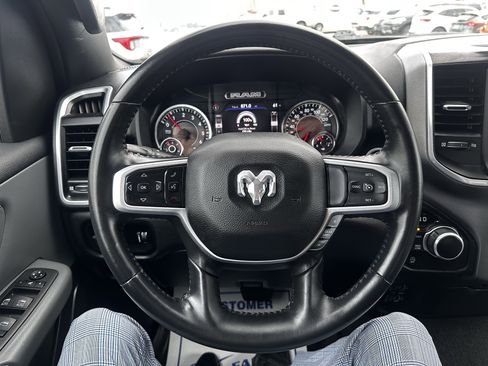 Used 2023 RAM 1500 Big Horn AWD/4WD image 9