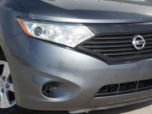 Used 2016 Nissan Quest SV image 17