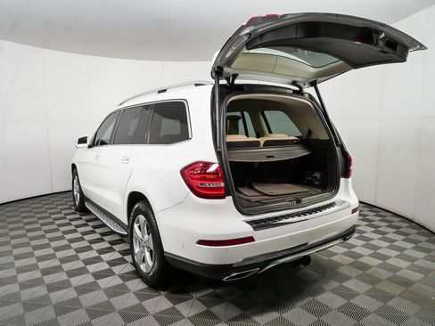 Used 2017 Mercedes-Benz GLS 450 4MATIC image 33