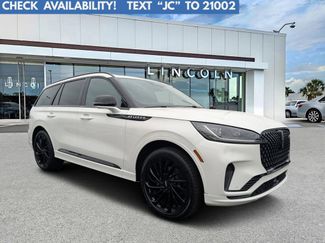 New 2026 Lincoln Aviator Reserve w/ Jet Appearance Package 360° Tour