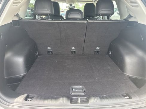 Used 2019 Jeep Compass Latitude AWD/4WD image 16