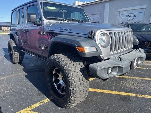 Used 2018 Jeep Wrangler Unlimited Sport S AWD/4WD image 6