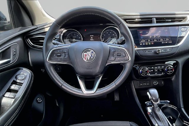 Used 2022 Buick Encore GX Select w/ Advanced Technology Package FWD image 5