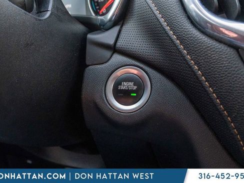 Used 2019 Chevrolet Equinox Premier image 10