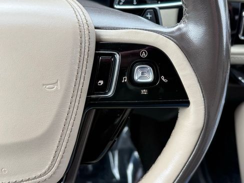 Used 2020 Lincoln Aviator Reserve w/ Equipment Group 202A image 32