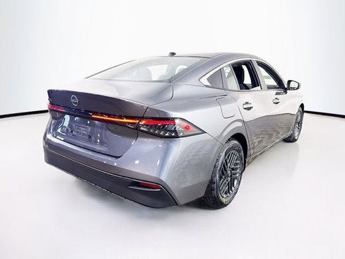 New 2026 Nissan Sentra SV FWD image 5