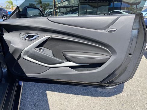 Used 2016 Chevrolet Camaro SS RWD image 19
