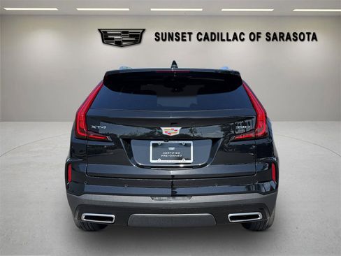 Certified 2025 Cadillac XT4 Premium Luxury FWD image 4