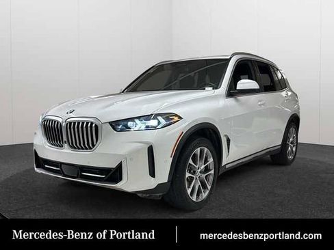 Used 2024 BMW X5 xDrive40i w/ Premium Package AWD/4WD image 1