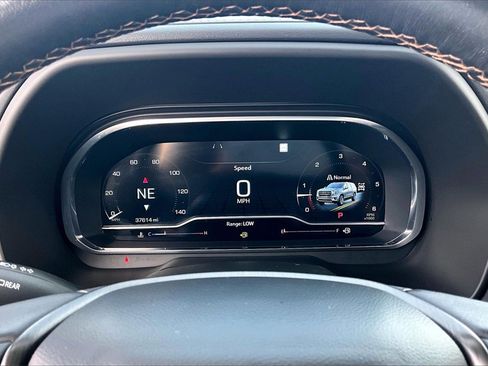 Used 2023 GMC Yukon XL AT4 w/ AT4 Premium Package image 22