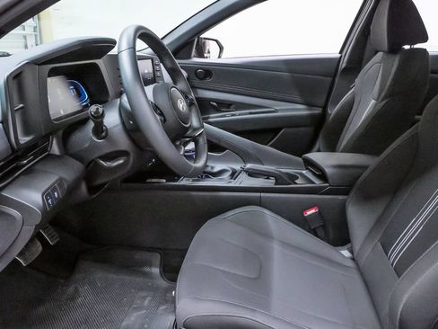 Certified 2026 Hyundai Elantra Sport FWD image 9