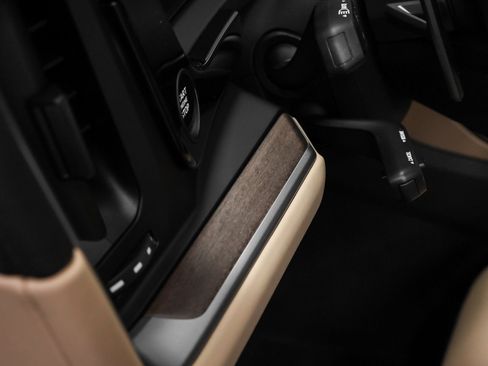 New 2026 Porsche Cayenne S image 35