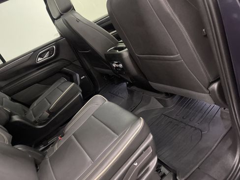 Used 2023 GMC Yukon SLT AWD/4WD image 22