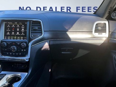 Used 2018 Jeep Grand Cherokee Limited image 26