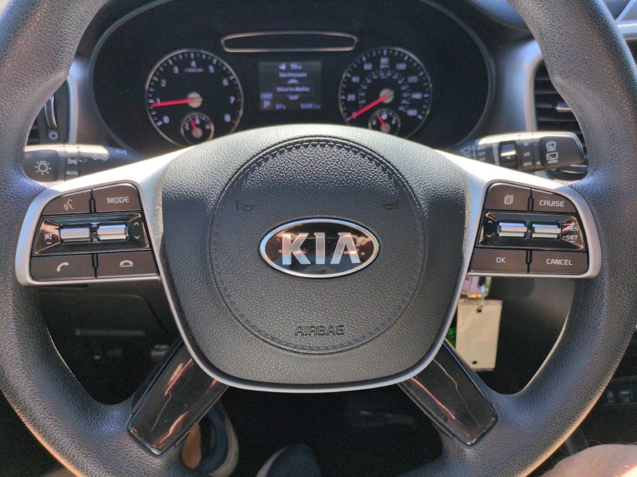 Used 2019 Kia Sorento L FWD image 16