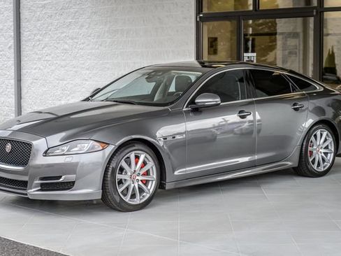 Used 2018 Jaguar XJ R-Sport image 6