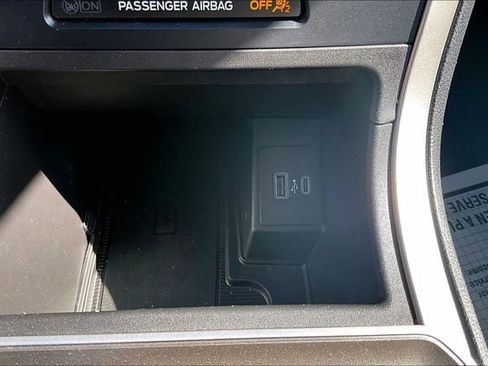 Used 2023 Ford Edge SEL w/ Convenience Package image 16