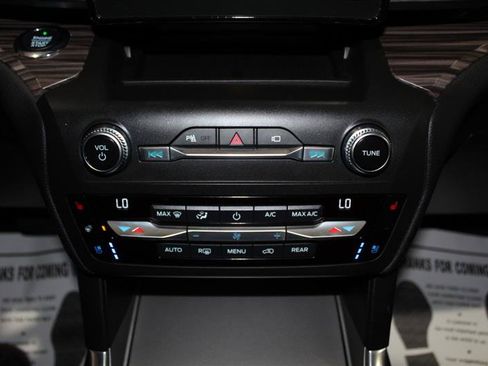 Used 2020 Ford Explorer Limited RWD image 23