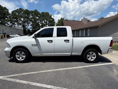 Used 2018 RAM 1500 Tradesman w/ Popular Equipment Group RWD image 4