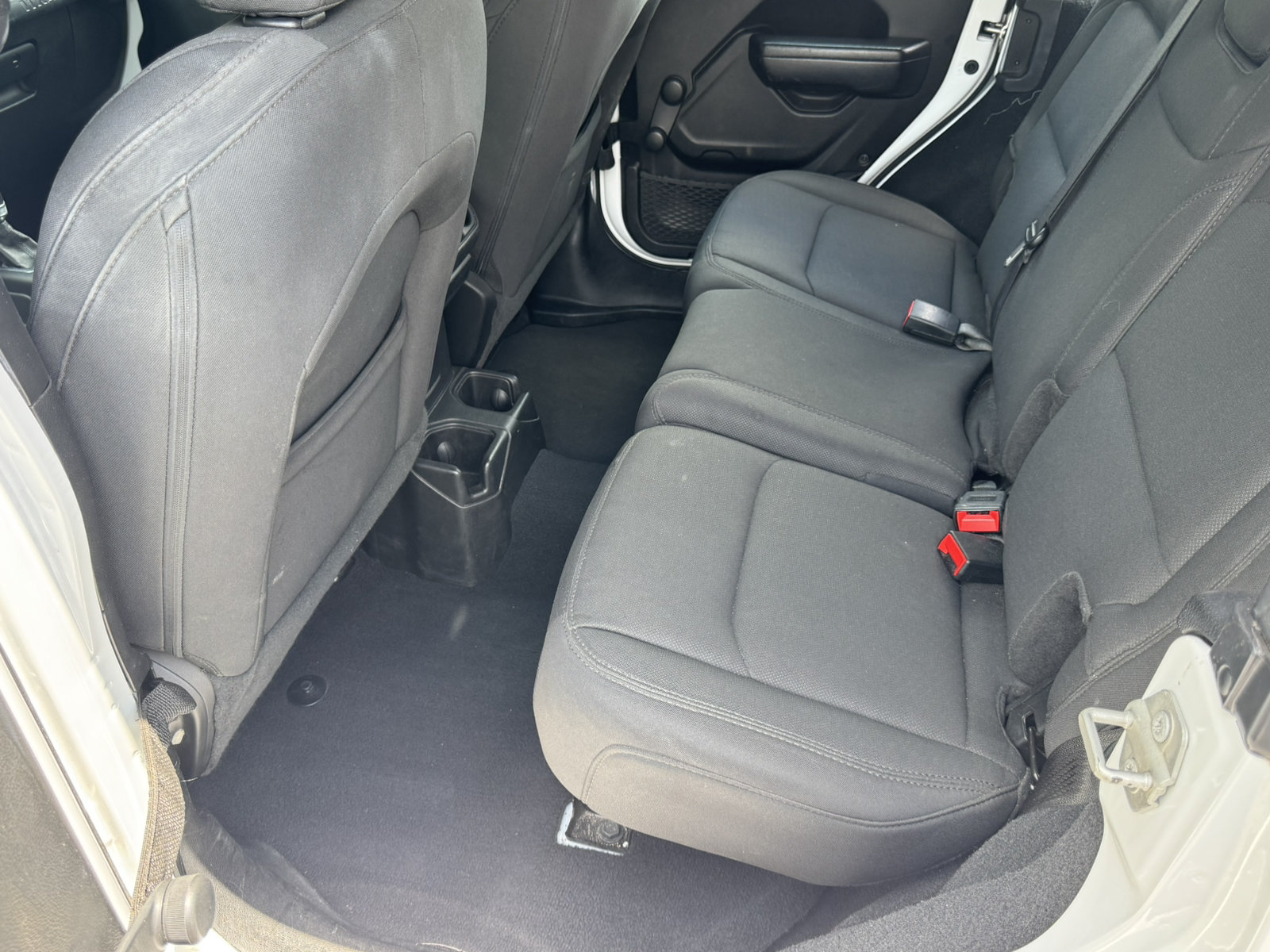 Used 2023 Jeep Wrangler Unlimited Sport AWD/4WD image 18