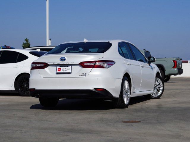 Used 2018 Toyota Camry XLE w/ Audio Package FWD image 7
