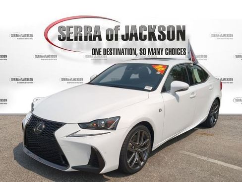 Used 2020 Lexus IS 350 F Sport image 5