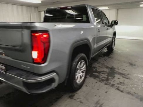 Certified 2025 GMC Sierra 1500 SLT image 8