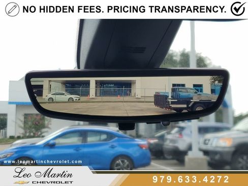 Used 2023 Chevrolet Traverse RS FWD image 28