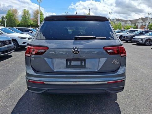 Certified 2024 Volkswagen Tiguan SE AWD/4WD image 7