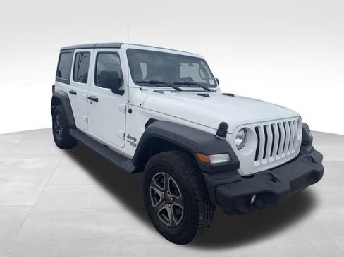 Used 2018 Jeep Wrangler Unlimited Sport S AWD/4WD image 12