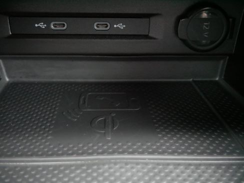 Used 2023 Volkswagen Tiguan SE R-Line AWD/4WD image 29