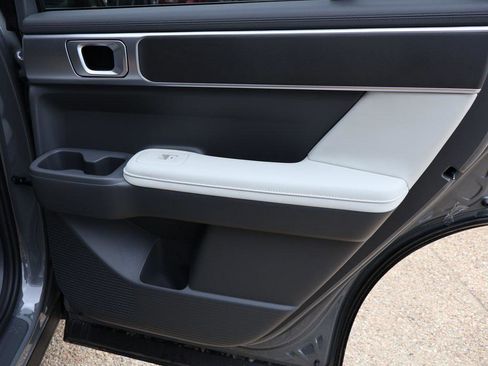 New 2025 Hyundai Santa Fe SEL image 12