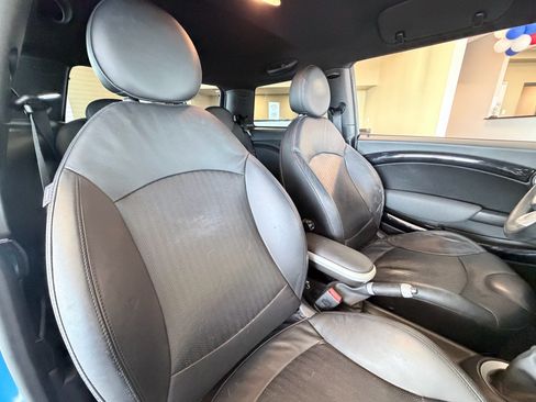 Used 2009 MINI Cooper John Cooper Works FWD image 18