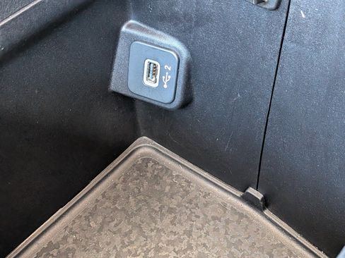 Used 2024 Jeep Wrangler Unlimited Sport AWD/4WD image 31
