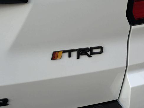 Used 2025 Toyota 4Runner SR5 image 30