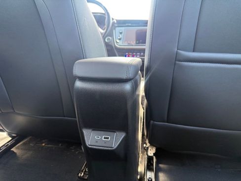 Used 2023 Chevrolet Bolt EUV LT w/ Convenience Package FWD image 25