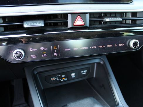Used 2025 Kia K5 LXS FWD image 22