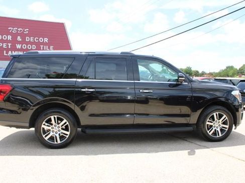 Used 2024 Ford Expedition Max Limited RWD image 2