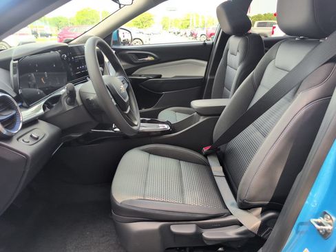 New 2026 Chevrolet Trax LT FWD image 13