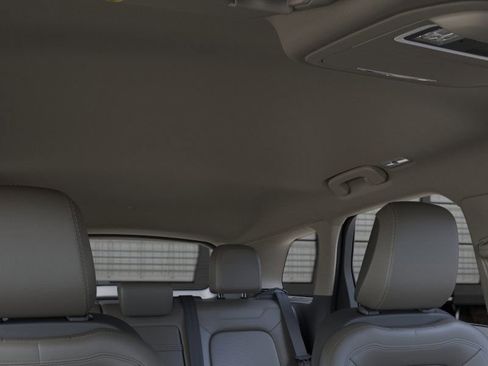 New 2026 Lincoln Corsair Premiere image 22