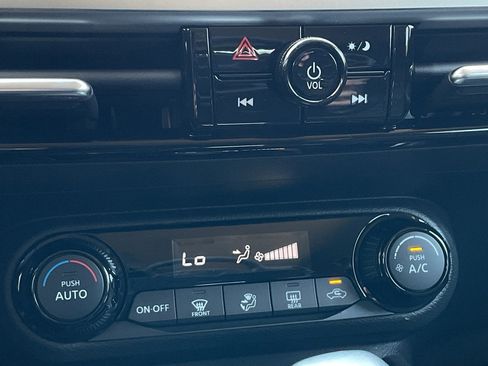 New 2026 Nissan Kicks SV image 33