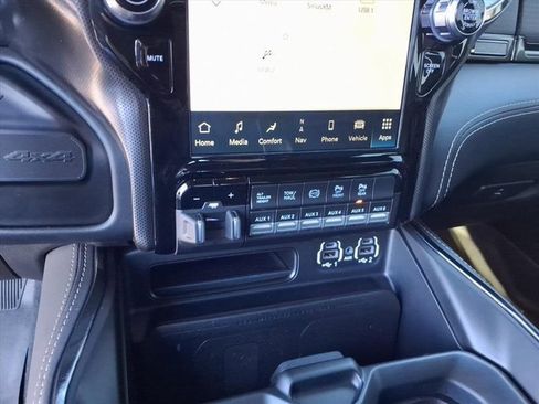 Used 2022 RAM 3500 Limited image 13