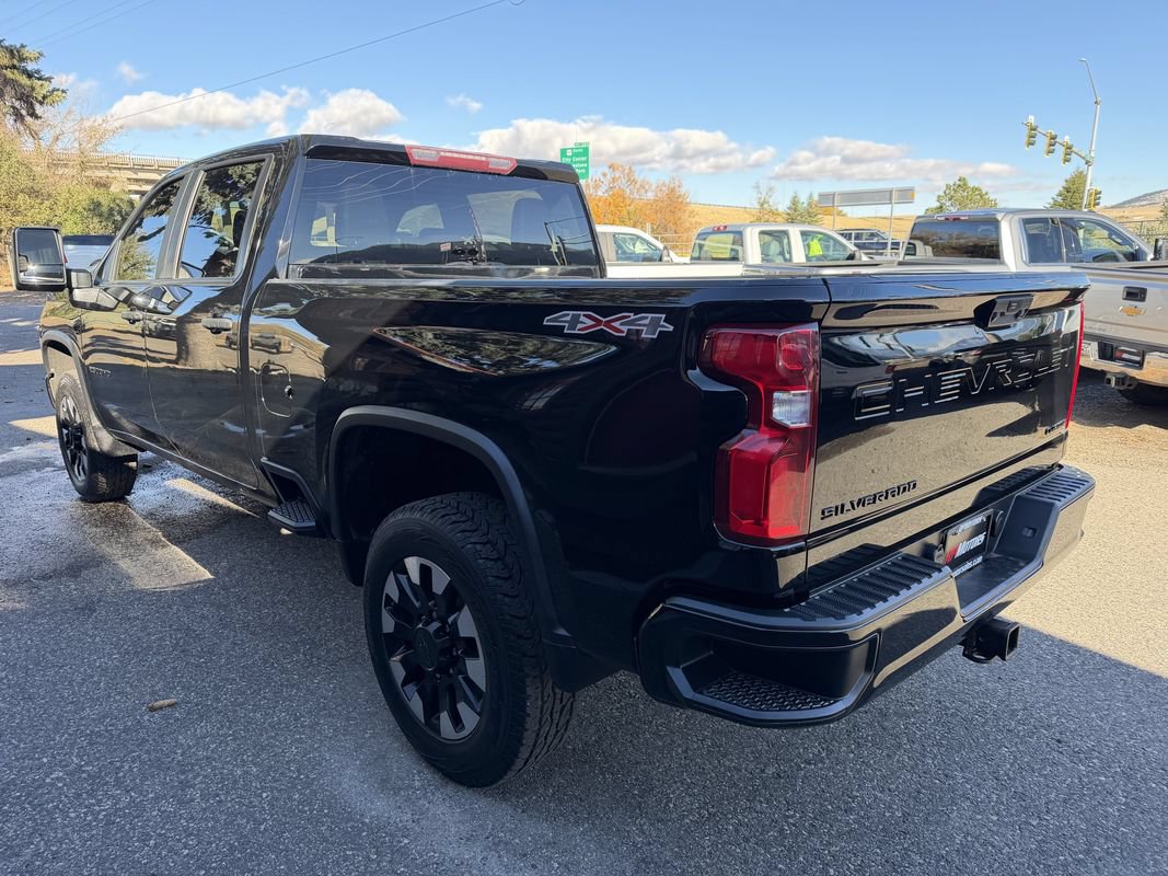 Used 2020 Chevrolet Silverado 2500 Custom w/ Custom Convenience Package AWD/4WD image 6