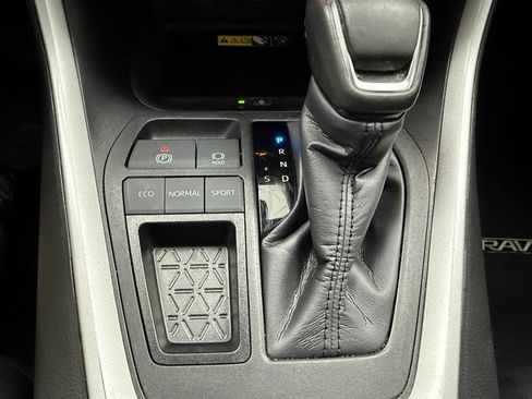 Used 2024 Toyota RAV4 XLE Premium w/ Weather Package image 20