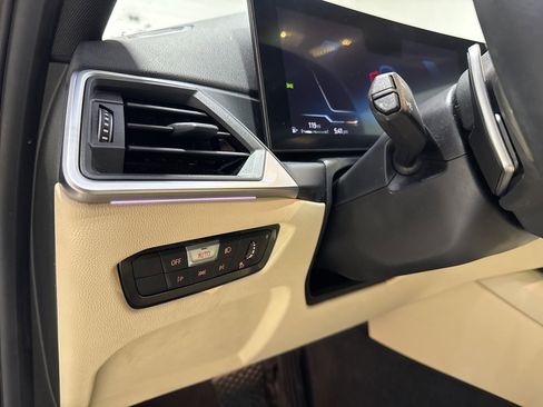 Used 2024 BMW 330i xDrive Sedan w/ Convenience Package image 17