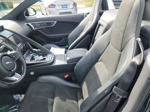 Used 2021 Jaguar F-TYPE Convertible image 17