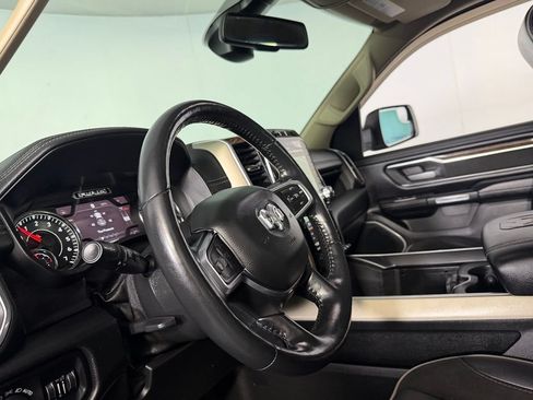 Used 2020 RAM 1500 Laramie AWD/4WD image 25